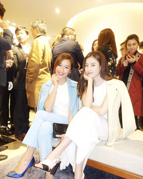 instagram.com-161203-Hanhyojoo-at-Theory-HK-Flagship-Store-15258950_202944803445082_7645773009357111296_n.jpg