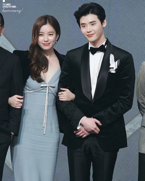 instagram.com-161230-Han-Hyo-Joo-Lee-Jong-Suk-2016-MBC-D15875672_1827243814205954_8262992893925392384_n.jpg