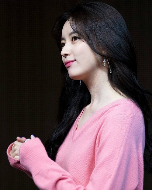 instagram.com-170617-Han-Hyo-Joo-Hello-Long-Time-No-See-Fa20066831_652677821605247_7218060198718472192_n.jpg