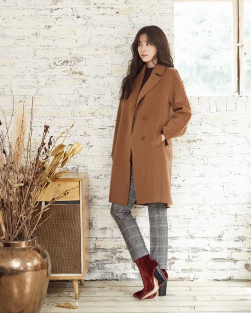 instagram.com-Han-Hyo-Joo-Zishen-CF23596107_267262513799529_8524733440803733504_n.jpg
