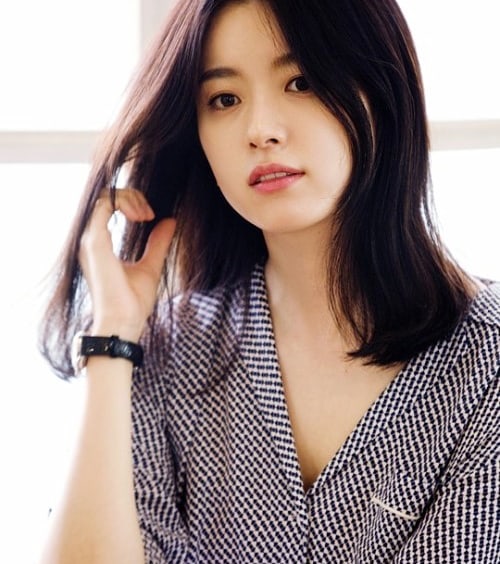 instagram.com-Han-Hyo-Joo-for-Ten-Asia-Interview35576165_391975451323077_4782735646496129024_n.jpg