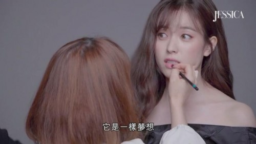instagram.com-Videos-Han-HyoJoo-for-Jessica-Magazine-Hongko19367797_106209286619659_2300939595375706112_n.jpg