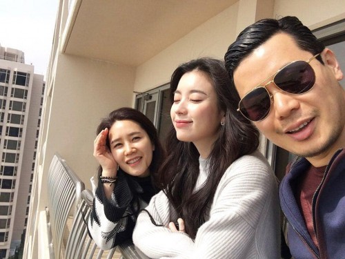instagram.com-minseon0429-27893788_117705909058159_3107104166560923648_n.jpg