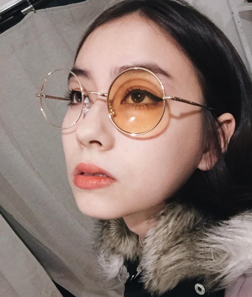 instagram.com-500yen-sunglasses17587429_310781499337401_3473332192485048320_n.jpg